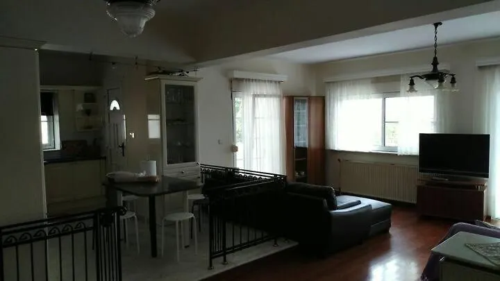 Villa Maira 2, Amazing Family Apartment, 3 Bedrooms, Swimming Pool, 150M To Beach Peraía