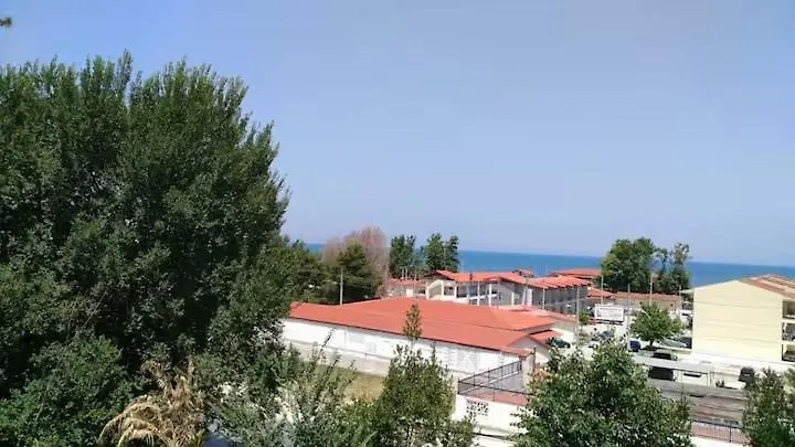 Villa Maira 2, Amazing Family Apartment, 3 Bedrooms, Swimming Pool, 150M To Beach Peraía Apartmán